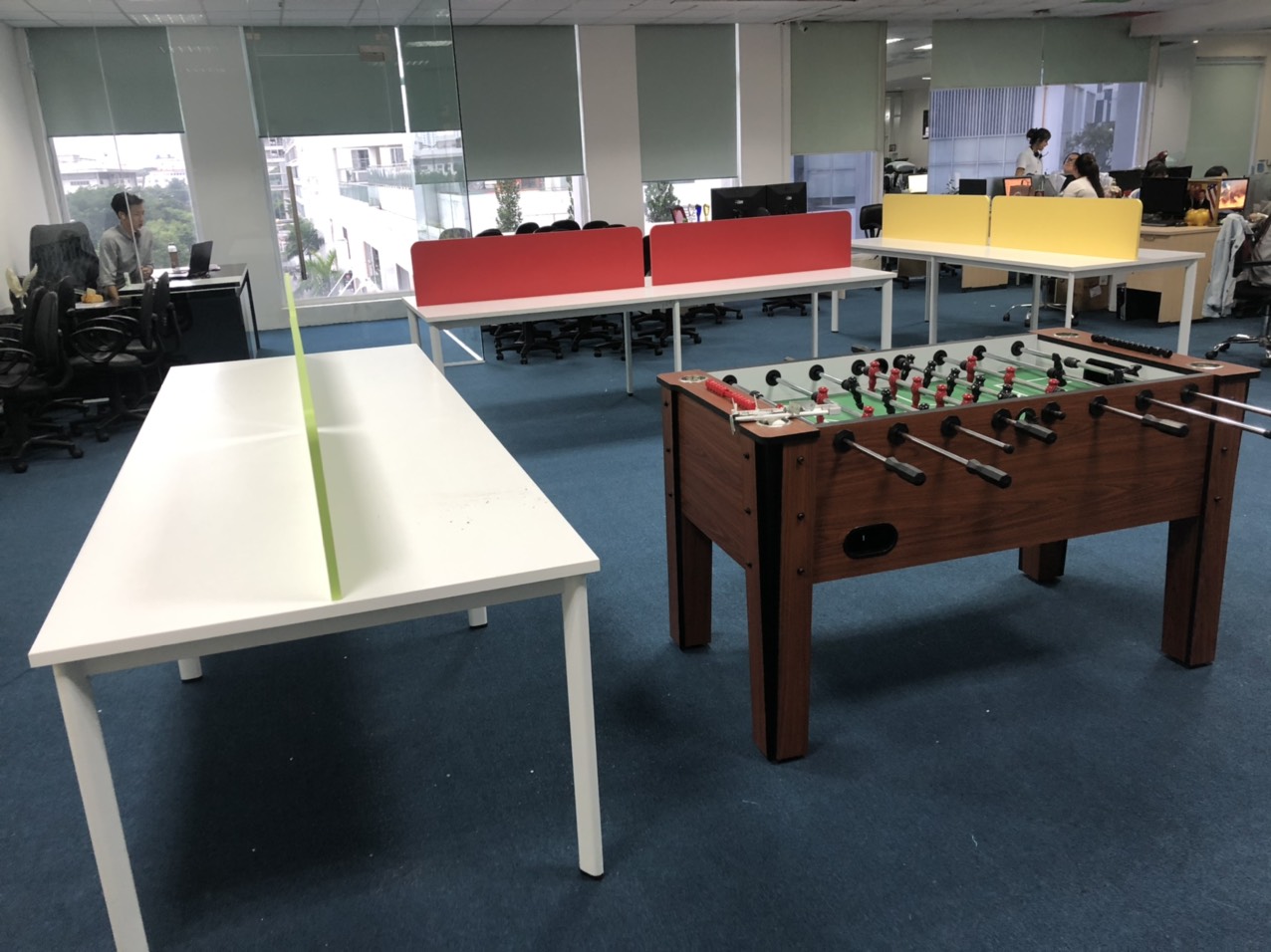 Cụm bàn làm việc chân sắt CBTP4